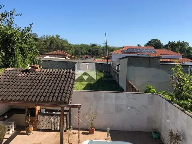 Casa com 280m² 4 quartos e 3 banheiros, à venda, no bairro Itaipu em Niterói