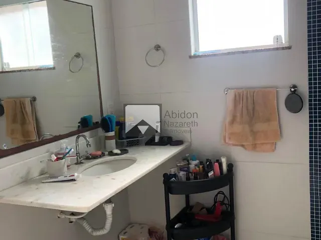 Casa com 280m² 4 quartos e 3 banheiros, à venda, no bairro Itaipu em Niterói