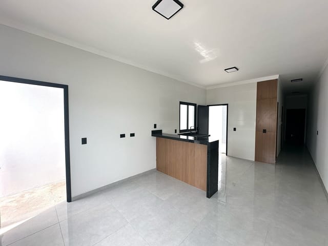 Foto do Casa - Lindo imóvel à venda, casa nova, Minha Casa Minha Vida, 2 dormitórios, bairro do Golfinho em Caraguatatuba, SP | Área 12 imóveis