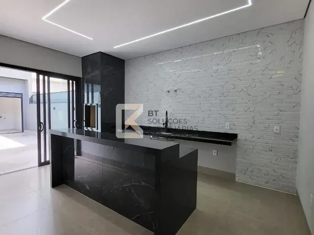 Casa com 200m² 3 quartos e 2 banheiros, à venda, no bairro Loteamento Park Gran Reserve em Indaiatuba