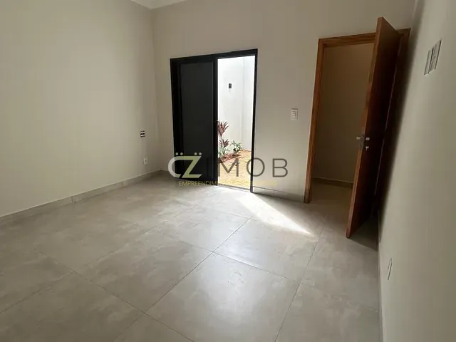 Casa com 250m² 3 quartos e 5 banheiros, à venda, no bairro Jardim Valencia em Ribeirão Preto