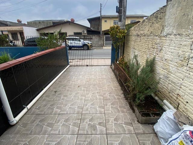 Casa 1 quarto e 1 banheiro, para alugar, no bairro São Vicente em Itajaí