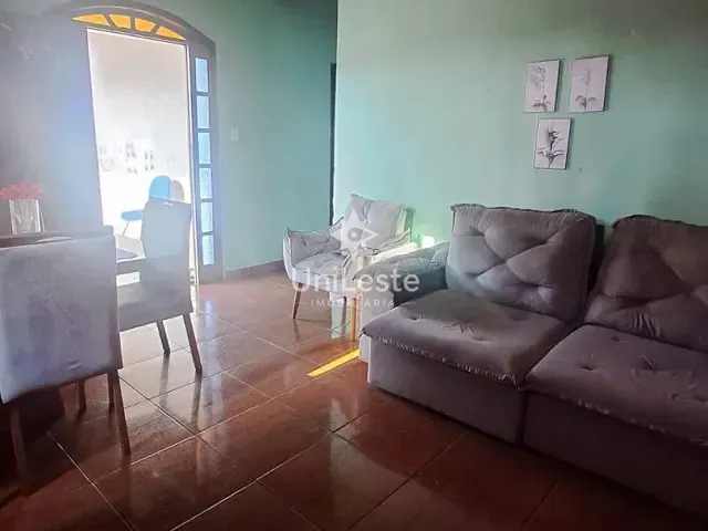 Casa 3 quartos e 2 banheiros, à venda, no bairro Paulo VI em Belo Horizonte