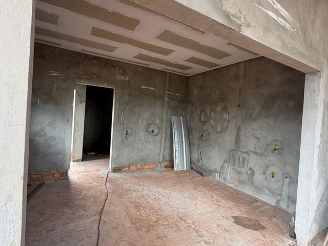 Casa com 378m² 3 quartos e 1 banheiro, à venda, no bairro Parque Amazonas em Sinop
