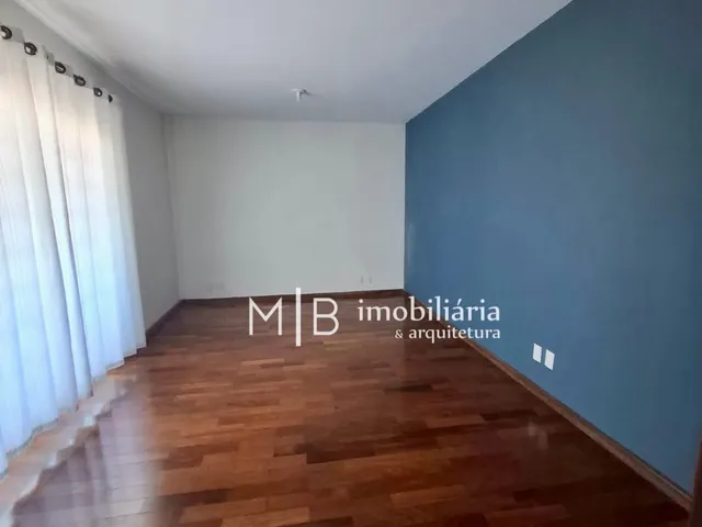 Casa 3 quartos e 2 banheiros, à venda, no bairro Jardim Campestre 1 em Lavras