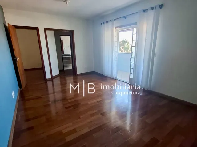 Casa 3 quartos e 2 banheiros, à venda, no bairro Jardim Campestre 1 em Lavras