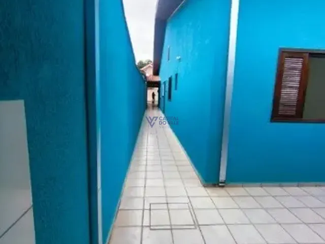 Casa 3 quartos e 2 banheiros, à venda, no bairro Jardim Portugal em São José dos Campos