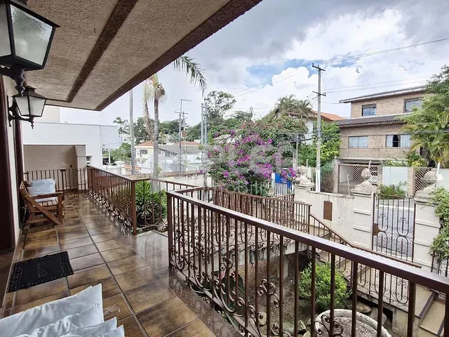 Casa 4 quartos e 6 banheiros, à venda, no bairro Vila Albertina em São Paulo
