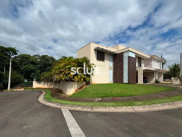 Casa com 459m² 4 quartos e 3 banheiros, à venda, no bairro Swiss Park em Campinas