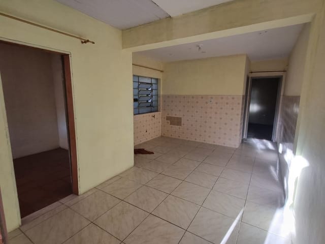 Casa com 300m² 4 quartos e 4 banheiros, à venda, no bairro Simões Lopes em Pelotas