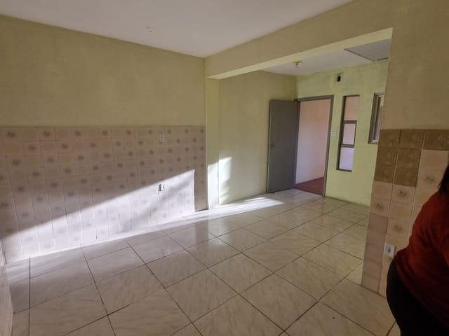 Casa com 300m² 4 quartos e 4 banheiros, à venda, no bairro Simões Lopes em Pelotas