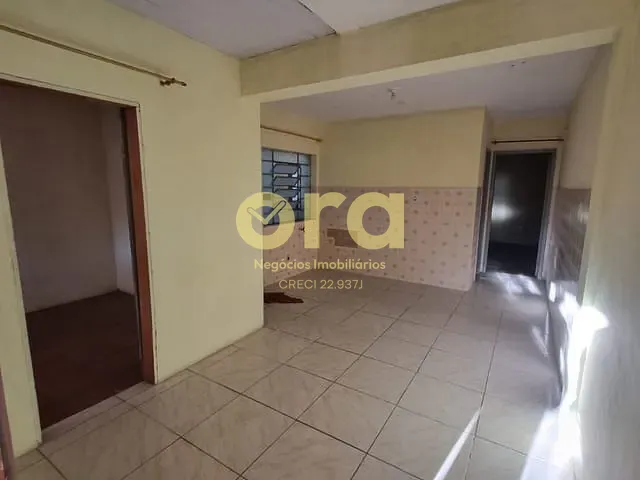 Casa com 300m² 4 quartos e 4 banheiros, à venda, no bairro Simões Lopes em Pelotas