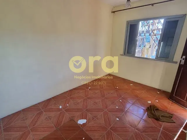 Casa com 300m² 4 quartos e 4 banheiros, à venda, no bairro Simões Lopes em Pelotas