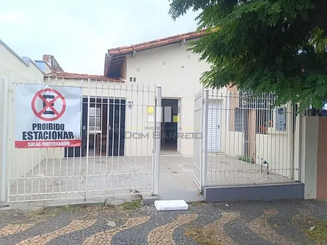 Casa com 165m² 2 quartos e 1 banheiro, para alugar, no bairro Centro em Sumaré