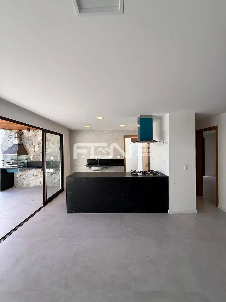 Casa, 3 quartos, 216 m² - Foto 4