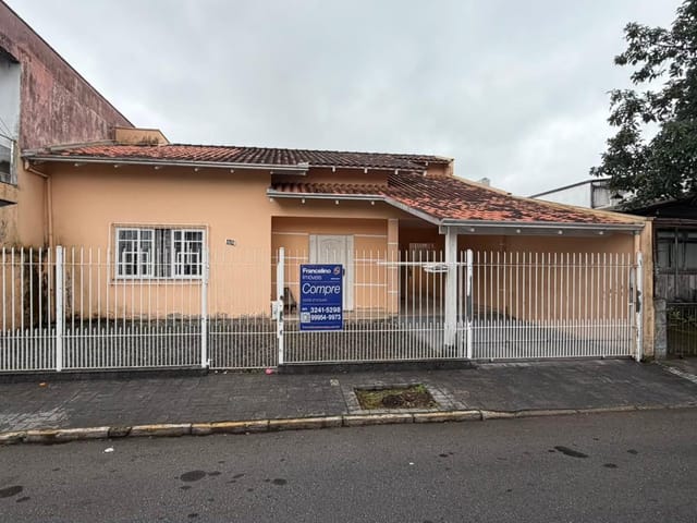 Casa 3 quartos e 2 banheiros, à venda, no bairro São Vicente em Itajaí