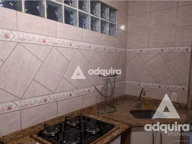 Casa com 150m² 4 quartos e 4 banheiros, à venda, no bairro Centro em Ponta Grossa