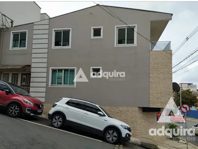 Casa com 150m² 4 quartos e 4 banheiros, à venda, no bairro Centro em Ponta Grossa