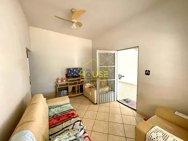 Casa com 250m² 3 quartos e 2 banheiros, à venda, no bairro Vila América em Votuporanga
