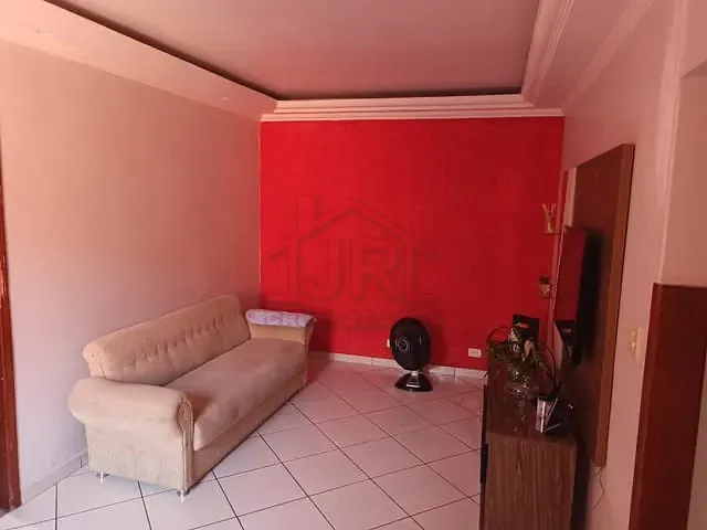 Casa com 250m² 3 quartos e 2 banheiros, à venda, no bairro Parque São Vicente em Mauá
