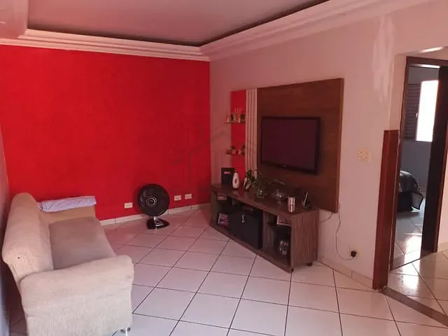 Casa com 250m² 3 quartos e 2 banheiros, à venda, no bairro Parque São Vicente em Mauá