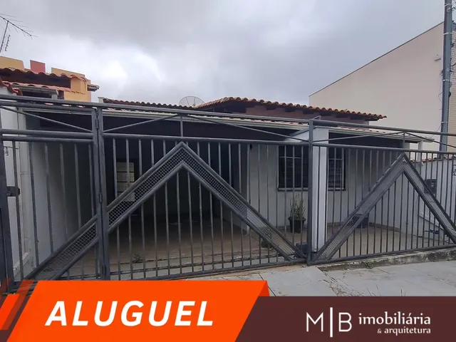 Casa 3 quartos e 2 banheiros, para alugar, no bairro Centenário em Lavras