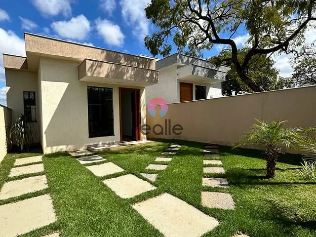 Casa com 250m² 3 quartos e 2 banheiros, à venda, no bairro Novo Santos Dumont em Lagoa Santa