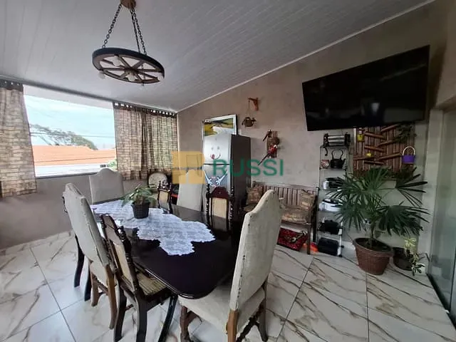 Casa com 125m² 2 quartos e 2 banheiros, à venda, no bairro Bosque dos Eucaliptos em São José dos Campos