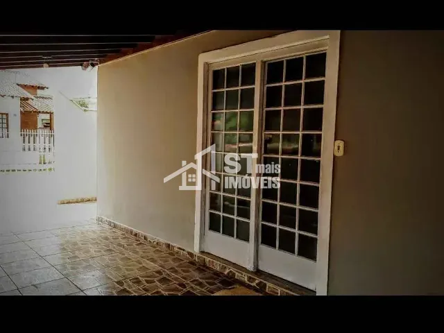 Casa com 284m² 3 quartos e 2 banheiros, à venda, no bairro Clube UVA em Andradas