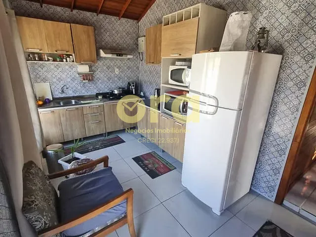 Casa com 130m² 2 quartos e 2 banheiros, à venda, no bairro Padre Reus em Pelotas