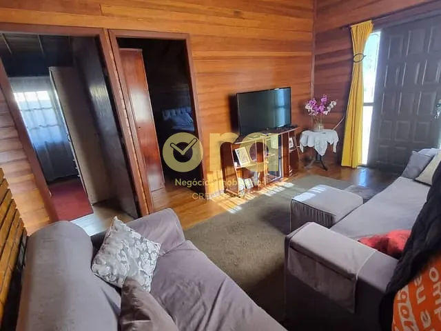 Casa com 130m² 2 quartos e 2 banheiros, à venda, no bairro Padre Reus em Pelotas