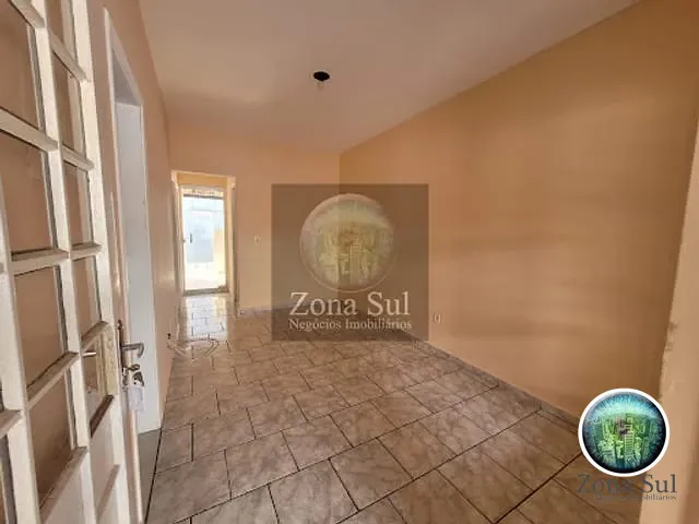 Casa com 100m² 3 quartos e 2 banheiros, à venda, no bairro Jardim Santa Barbara em Sorocaba