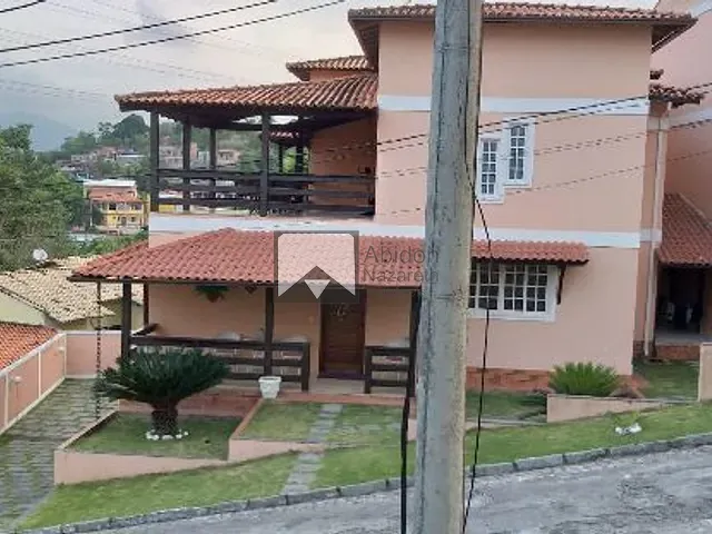 Casa com 420m² 4 quartos e 4 banheiros, à venda, no bairro Badu em Niterói