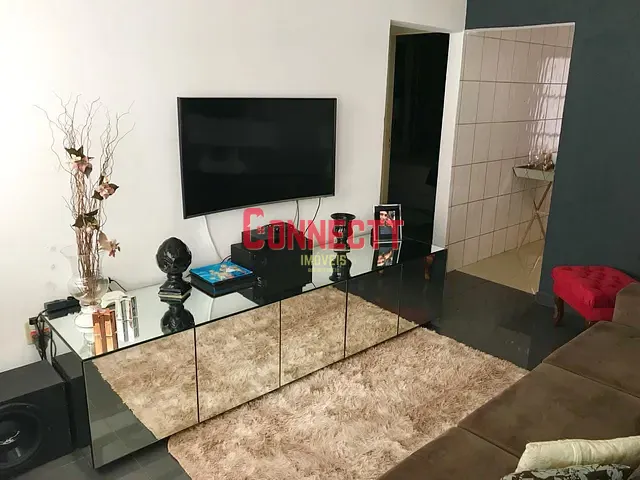 Casa com 160m² 2 quartos e 1 banheiro, à venda, no bairro Jardim Porto Seguro em Ribeirão Preto