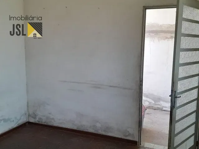 Casa com 170m² 2 quartos e 1 banheiro, à venda, no bairro Jardim Caçapava em Caçapava