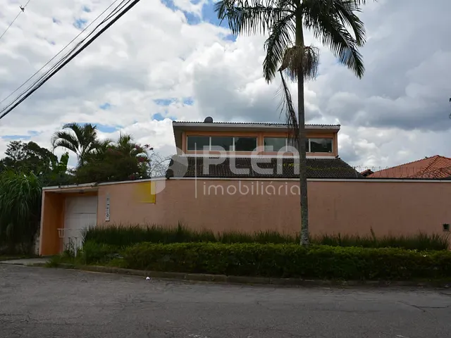 Casa com 432m² 3 quartos e 5 banheiros, à venda, no bairro Jardim Leonor Mendes de Barros em São Paulo