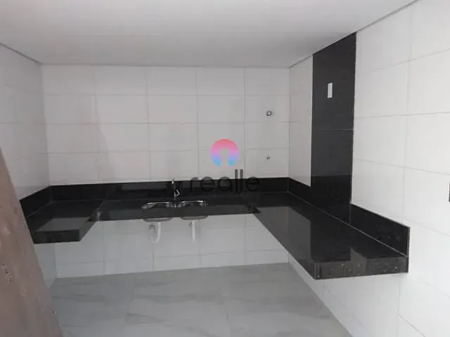 Casa com 166m² 3 quartos e 2 banheiros, à venda, no bairro Santa Monica em Belo Horizonte