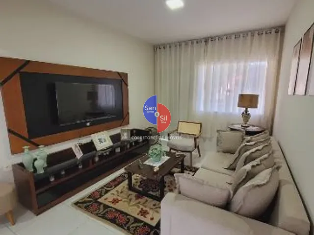 Casa 6 quartos e 2 banheiros, à venda, no bairro Praia do Imperador (Praia de Mauá) em Magé