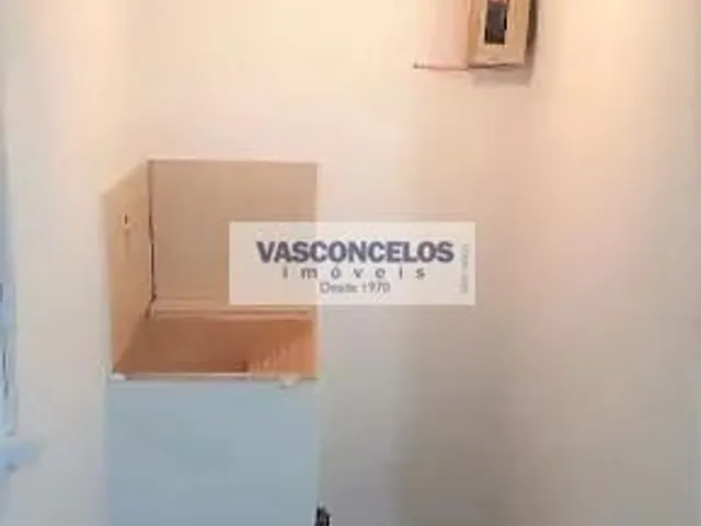 Casa com 200m² 2 quartos e 2 banheiros, à venda, no bairro Residencial Sol Nascente em São José Dos Campos