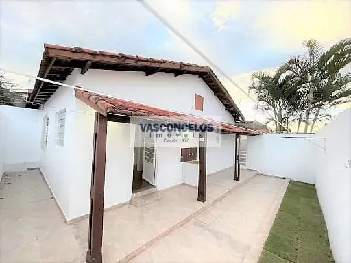 Casa, 2 quartos, 196 m² - Foto 1