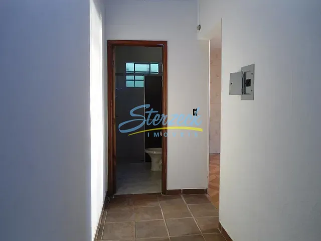 Casa com 250m² 2 quartos e 1 banheiro, para alugar, no bairro Nova Vinhedo em Vinhedo