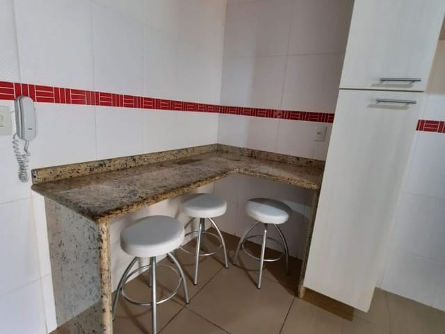 Casa com 895m² 3 quartos e 3 banheiros, à venda, no bairro Centro em Macaé