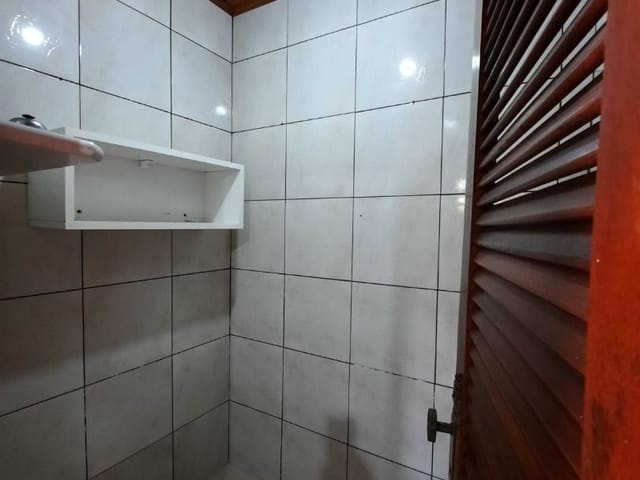 Casa com 895m² 3 quartos e 3 banheiros, à venda, no bairro Centro em Macaé