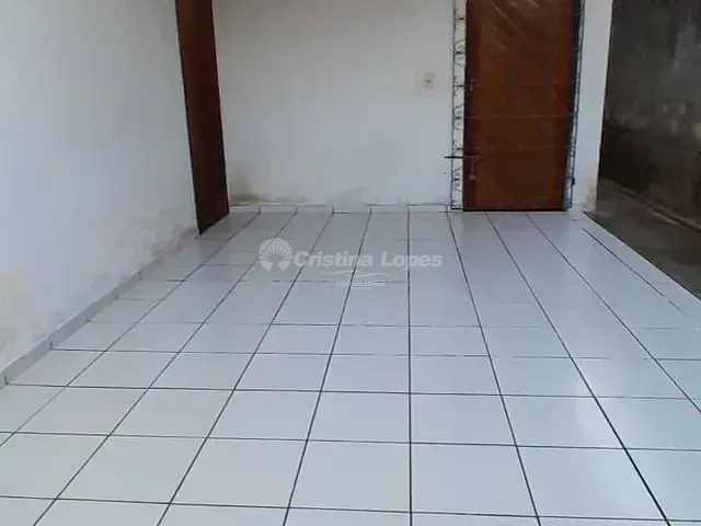 Casa com 160m² 2 quartos e 2 banheiros, à venda, no bairro Vale Quem Tem em Teresina