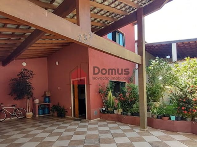 Casa com 250m², à venda, no bairro Alto do Cardoso em Pindamonhangaba