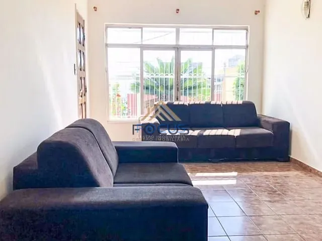 Casa com 222m² 3 quartos e 2 banheiros, à venda, no bairro Vila Viotto em Jundiaí