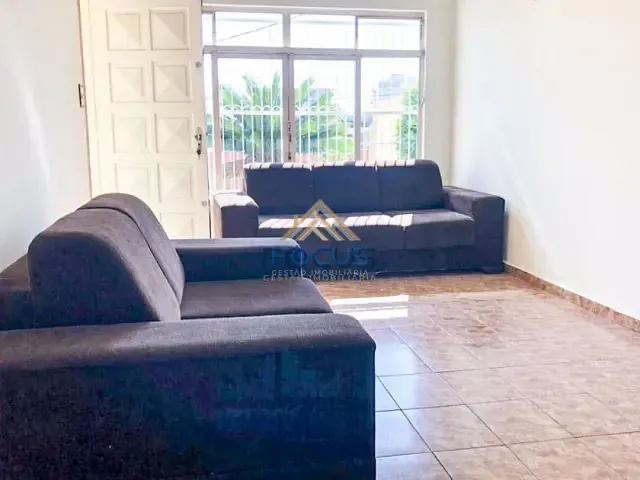 Casa com 222m² 3 quartos e 2 banheiros, à venda, no bairro Vila Viotto em Jundiaí