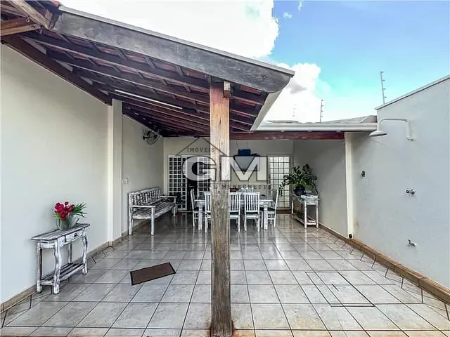 Casa com 270m² 3 quartos e 3 banheiros, à venda, no bairro Parque dos Bandeirantes em Ribeirão Preto