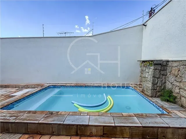 Casa com 270m² 3 quartos e 3 banheiros, à venda, no bairro Parque dos Bandeirantes em Ribeirão Preto