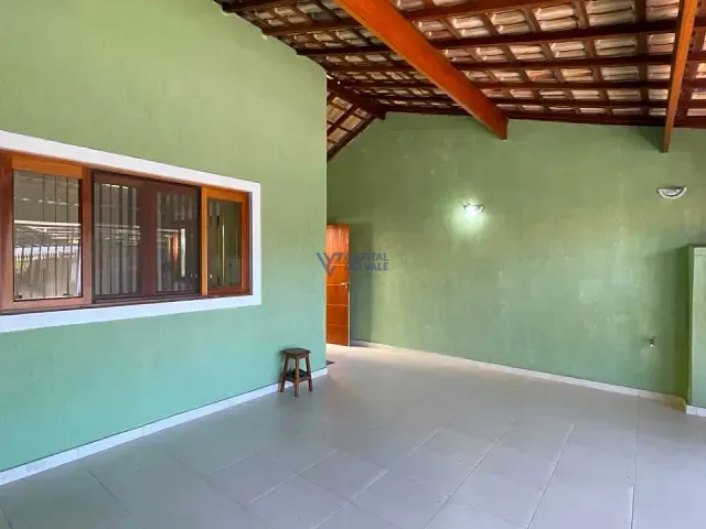 Casa com 141m² 3 quartos e 2 banheiros, à venda, no bairro Jardim das Indústrias em São José dos Campos